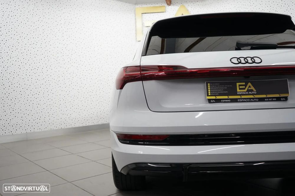 Audi e-tron 50 quattro S line - 17