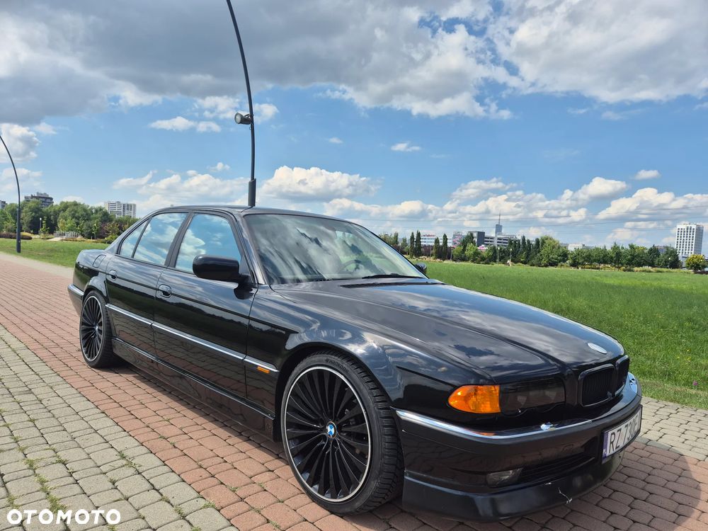 BMW Seria 7