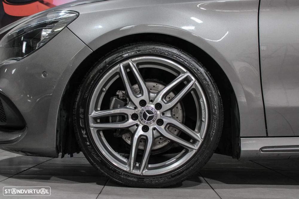 Mercedes-Benz CLA 200 d Shooting Brake AMG Line - 13