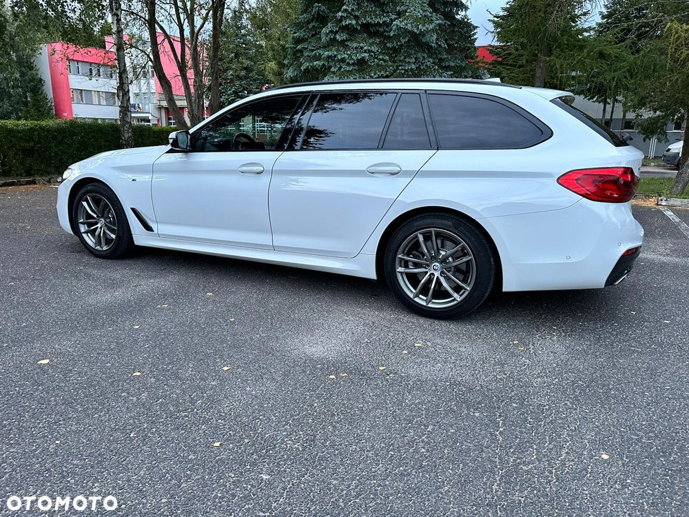 BMW Seria 5 520d xDrive M Sport sport - 3
