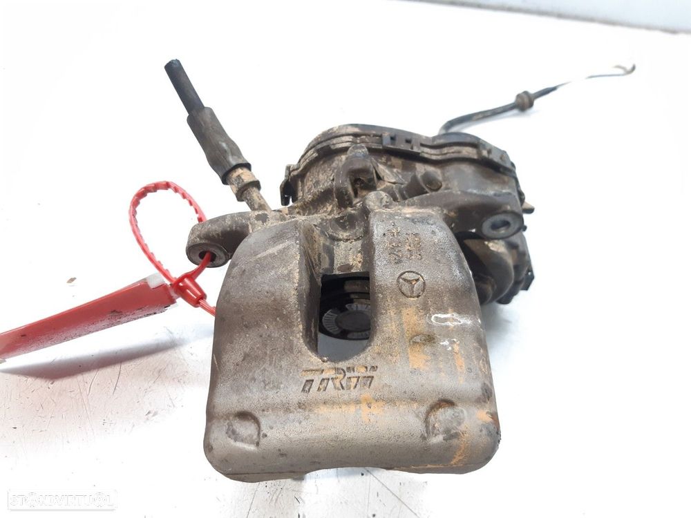 PINÇA DE TRAVÃO TRASEIRA DIREITA MERCEDES-BENZ CLASE GLA GLA 200 CDI / D (156.90... - 1