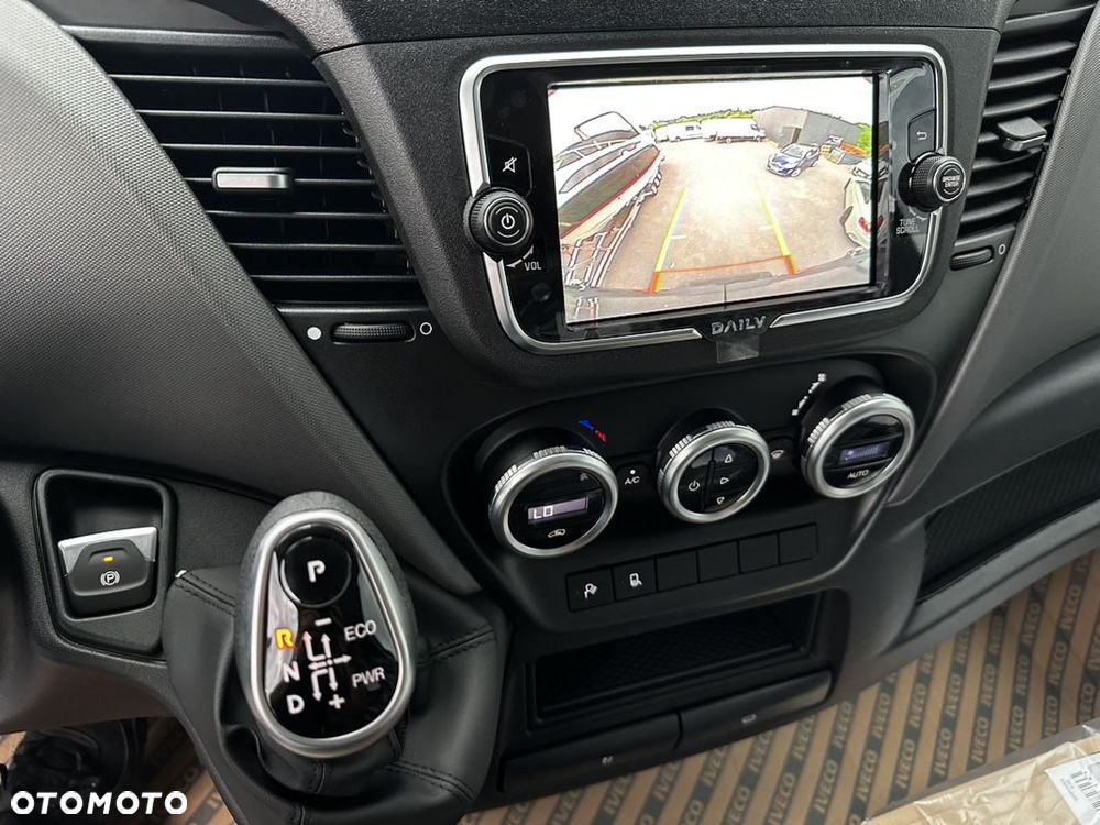 Iveco Daily Brygadówka - 13