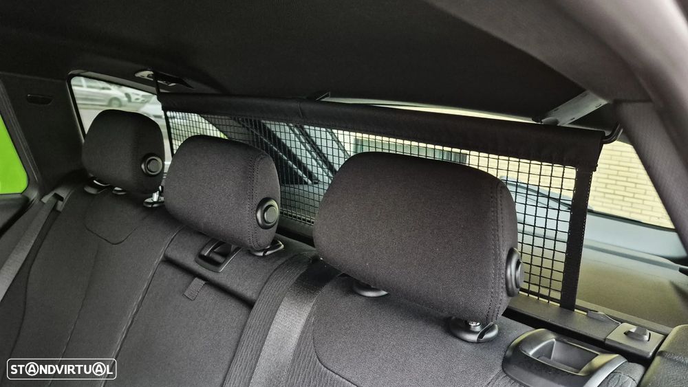 BMW 320 d Sport-Aut. Efficient Dynamics Edition - 23