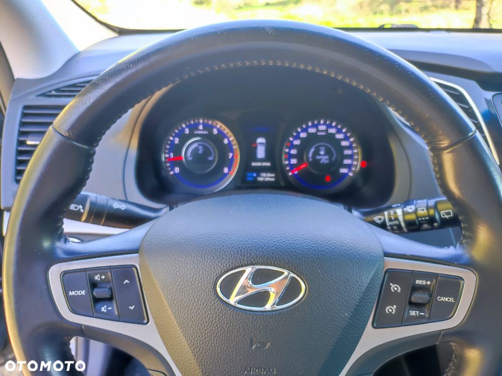 Hyundai i40 1.6 GDI Comfort + - 15