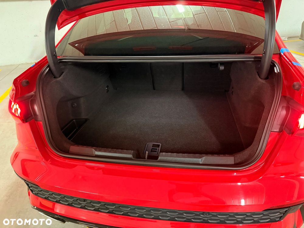 Audi RS3 Limousine TFSI Quattro S tronic - 6