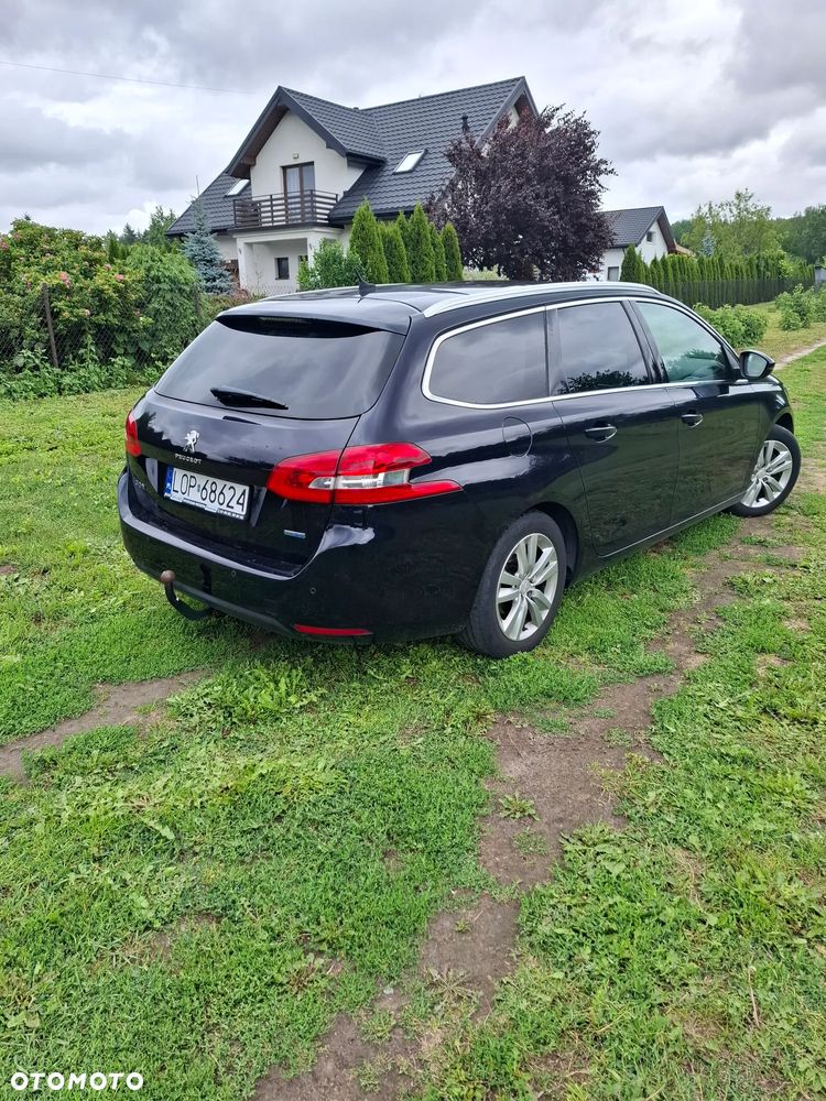 Peugeot 308 2014 photo 5