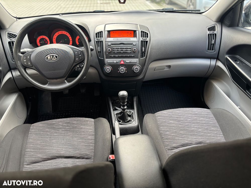Kia Ceed Cee'd 1.4 GSL BEST - 7