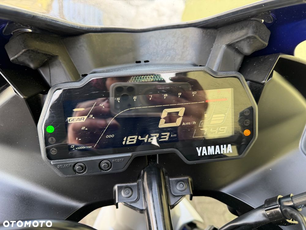 Yamaha YZF - 36