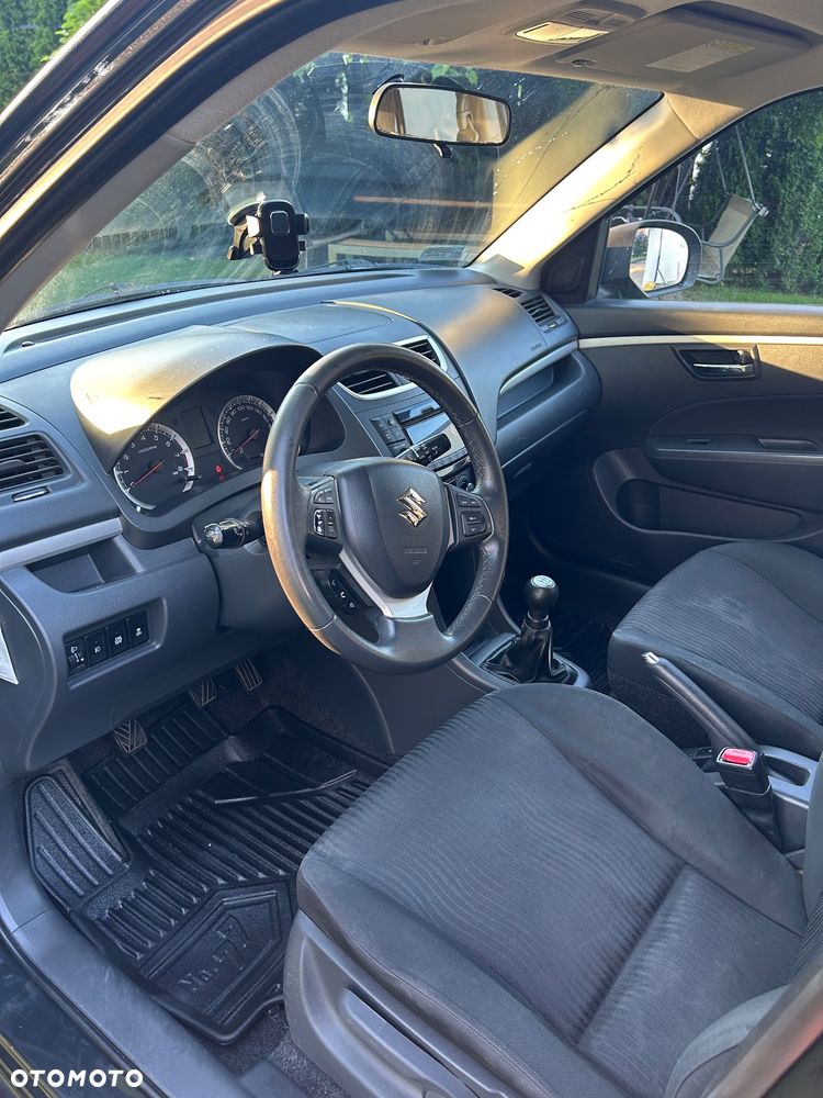 Suzuki Swift 1.2 Premium - 6