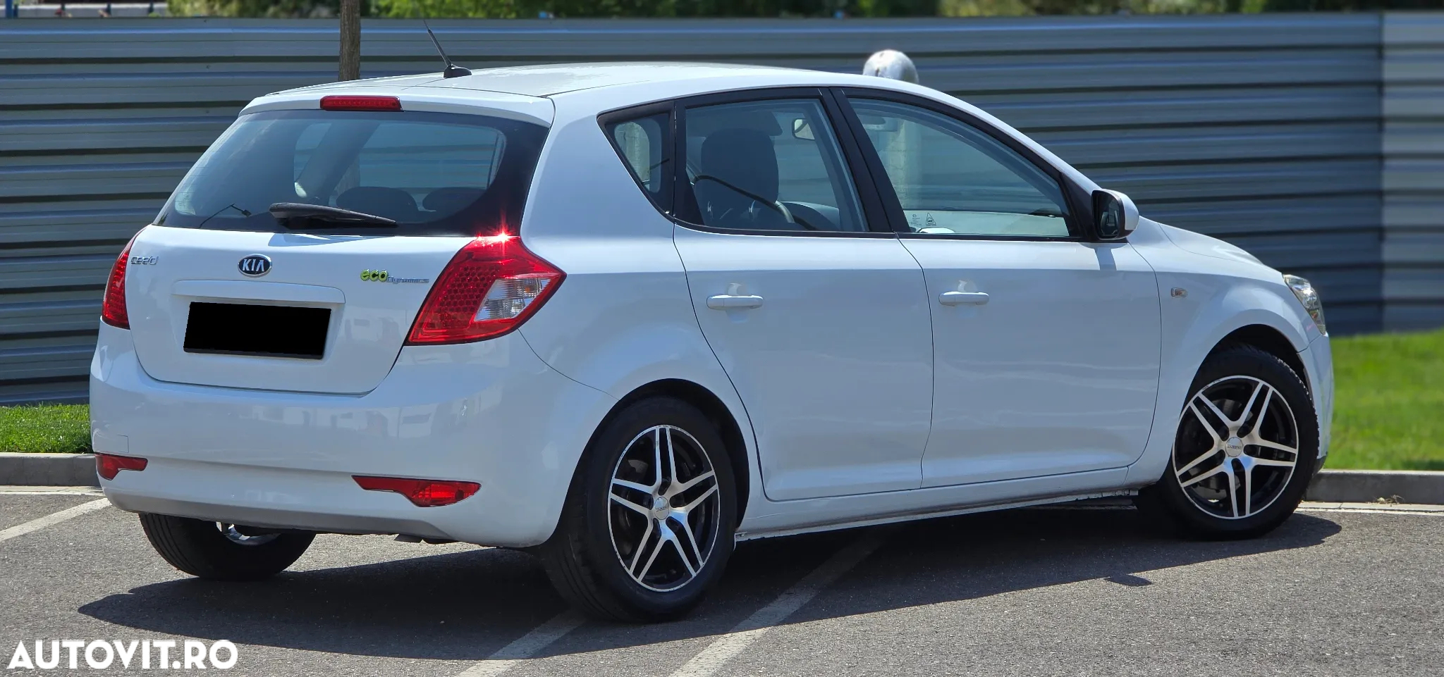 Kia Ceed - 5