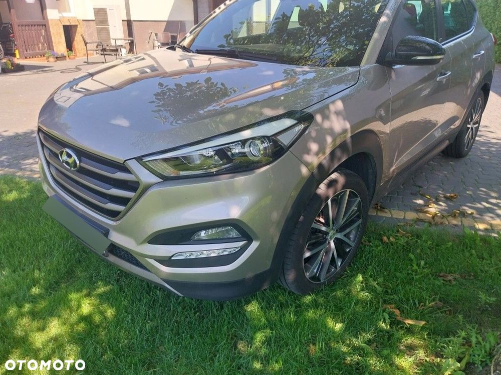 Hyundai Tucson 1.7 CRDI BlueDrive GO 2WD - 2