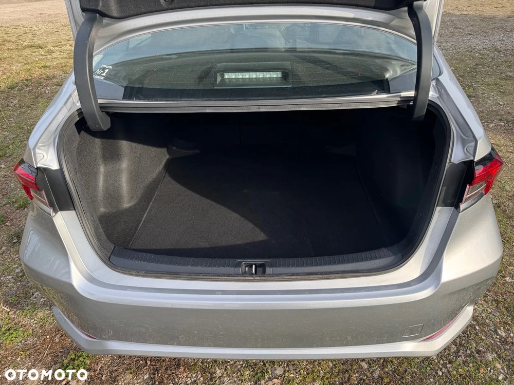 Toyota Corolla 1.5 Comfort - 6