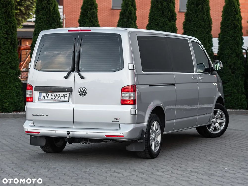 Volkswagen Caravelle - 7