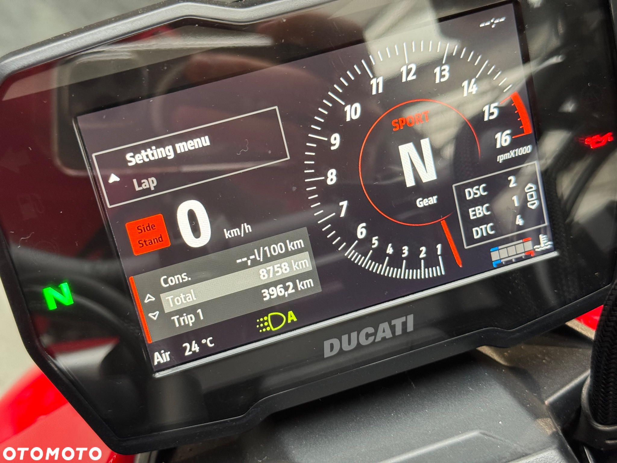 Ducati Streetfighter V4 - 14