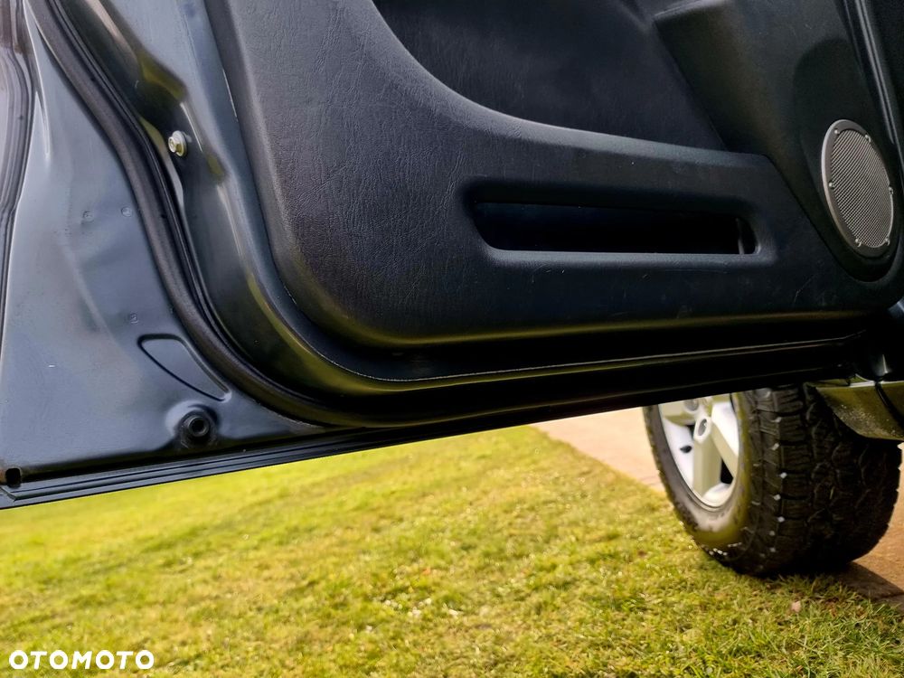 Toyota RAV4 D-4D 4x4 - 29