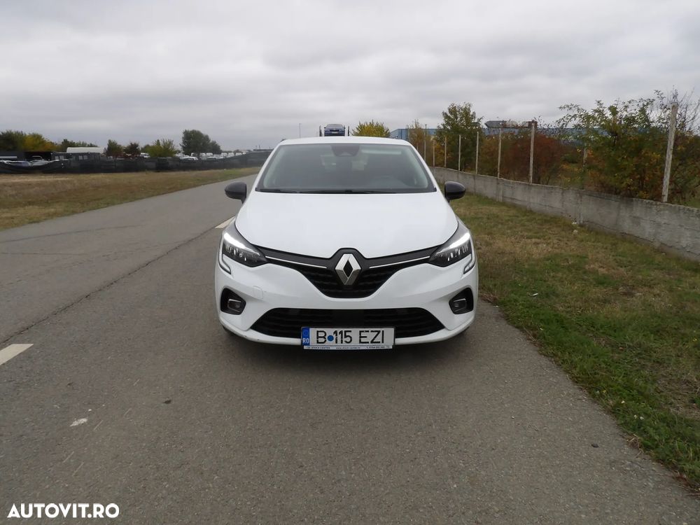 Renault Clio - 1