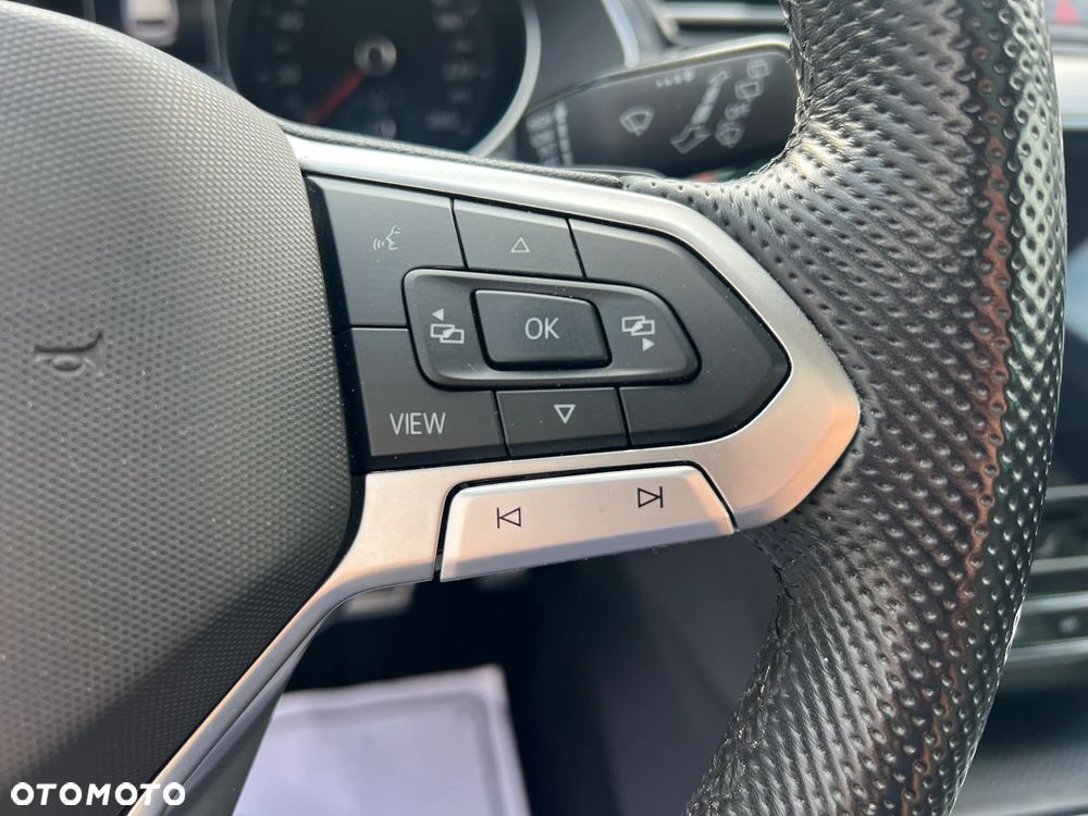 Volkswagen Passat Alltrack 2.0 TDI SCR DSG 4Motion - 19