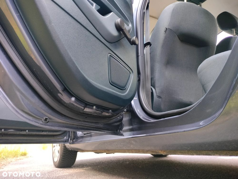 Ford Fiesta 1.25 Viva - 23