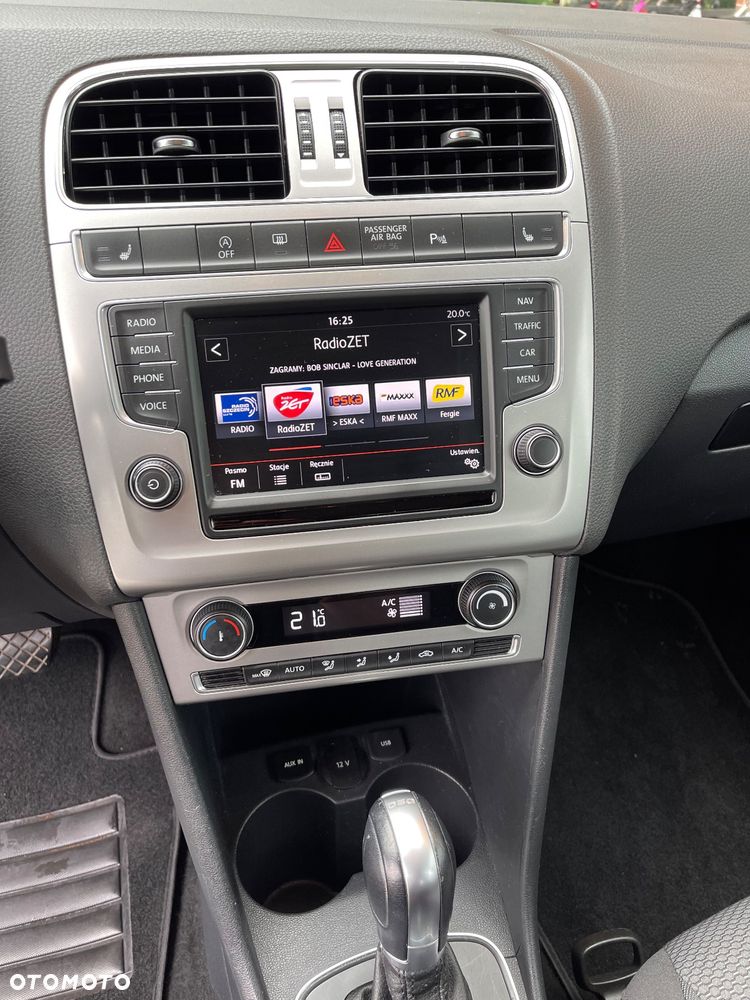 Volkswagen Polo 1.2 TSI DSG Comfortline - 10