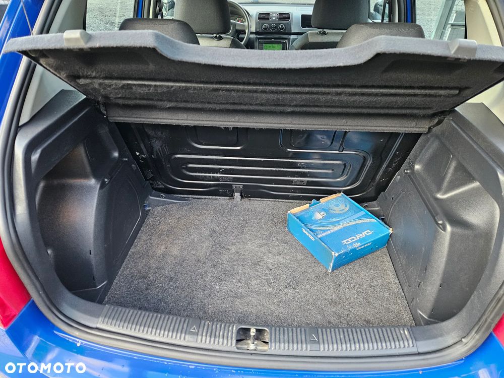 Skoda Fabia 1.2 HTP Ambiente - 13