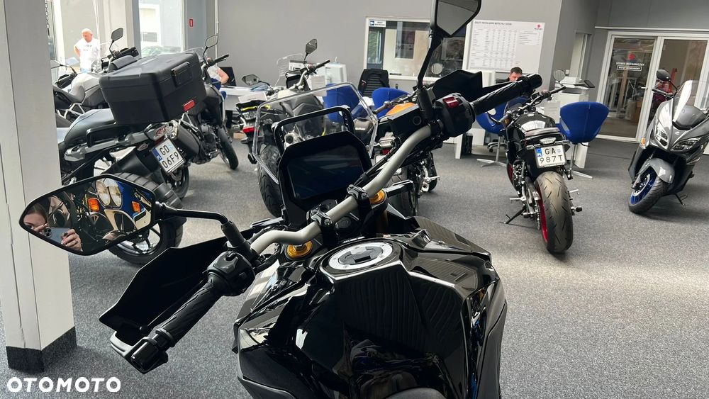 Suzuki V-STROM - 14