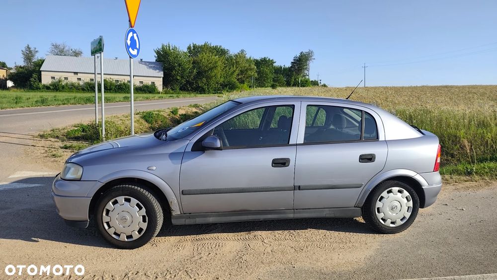Opel Astra 1.4 Start - 3