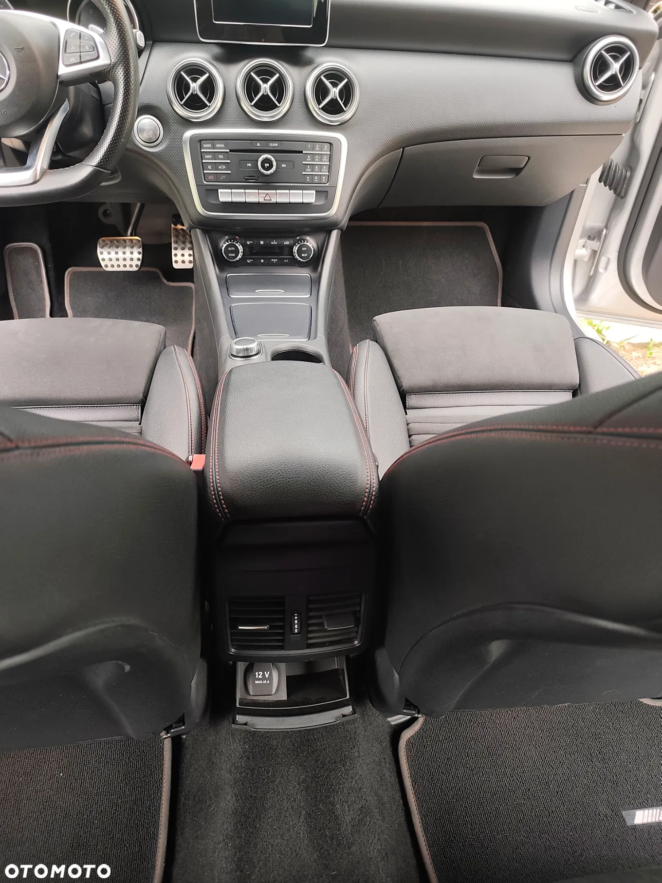 Mercedes-Benz Klasa A 180 CDI 7G-DCT AMG Line - 28