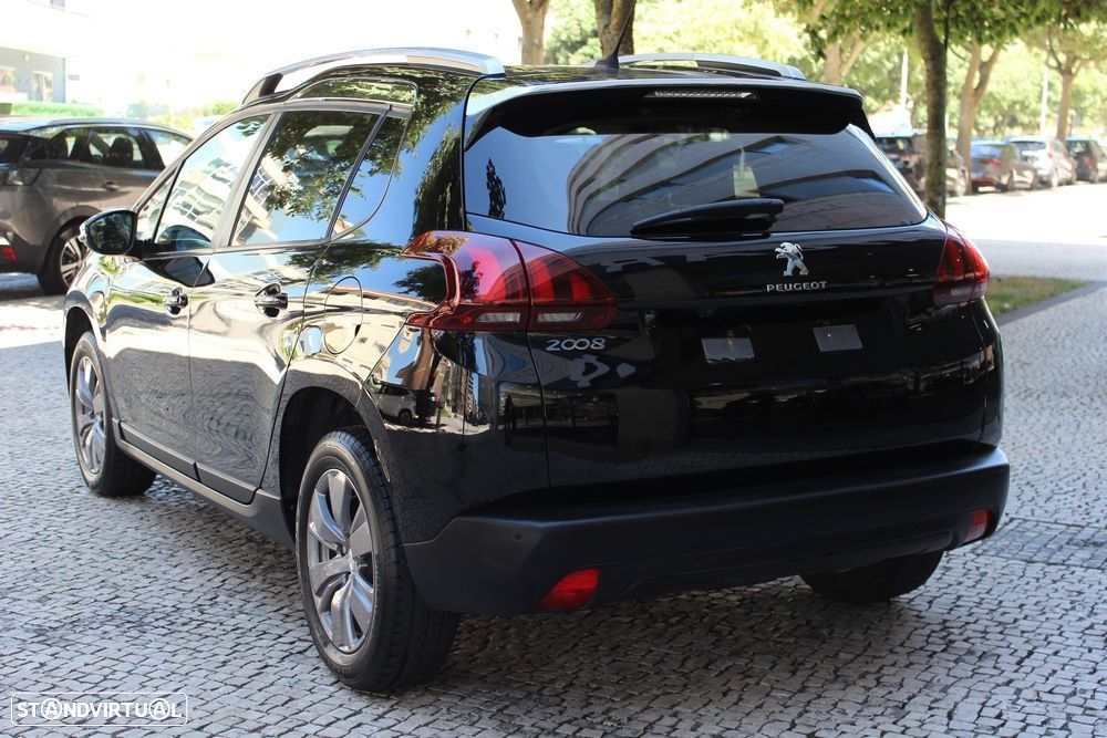 Peugeot 2008 1.2 PureTech Active - 9