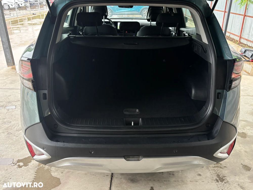 Kia Sportage 1.6 T-GDI HEV 6AT 4x2 Style - 9