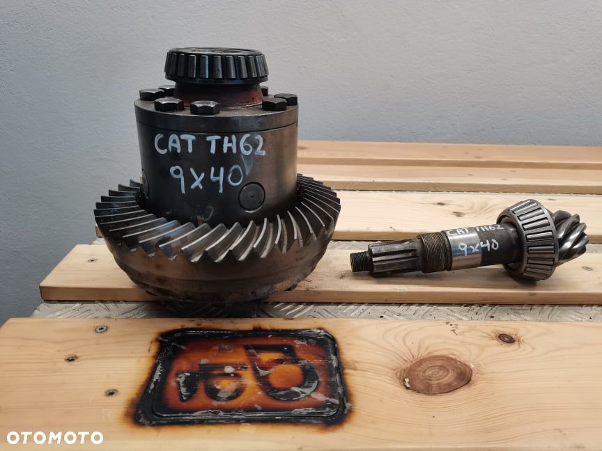 Cat TH 63 {Atak 9X40 Clark-Hurth} - 1