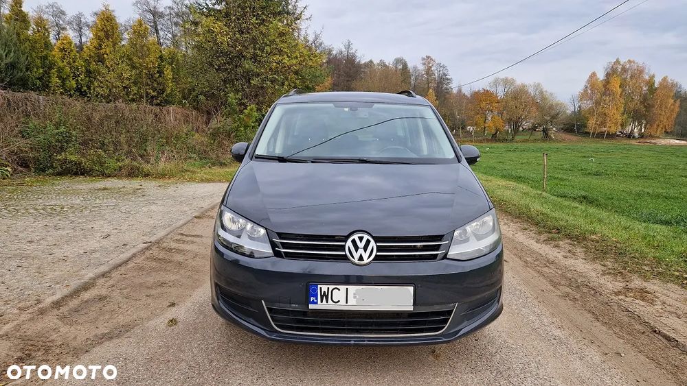Volkswagen Sharan 2.0 TDI Trendline DSG - 16