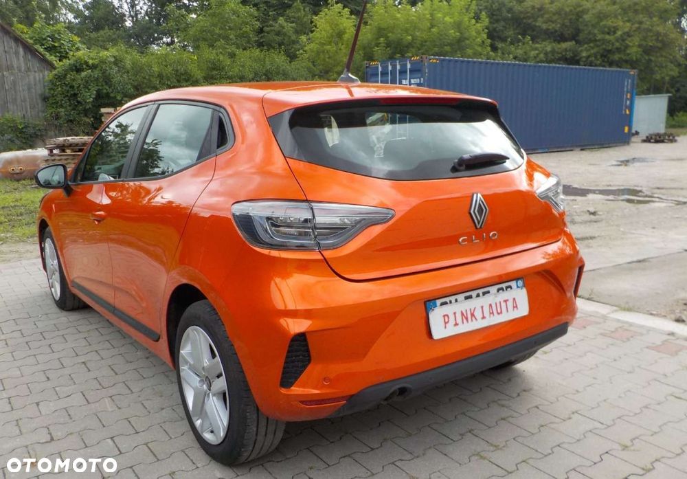 Renault Clio - 13