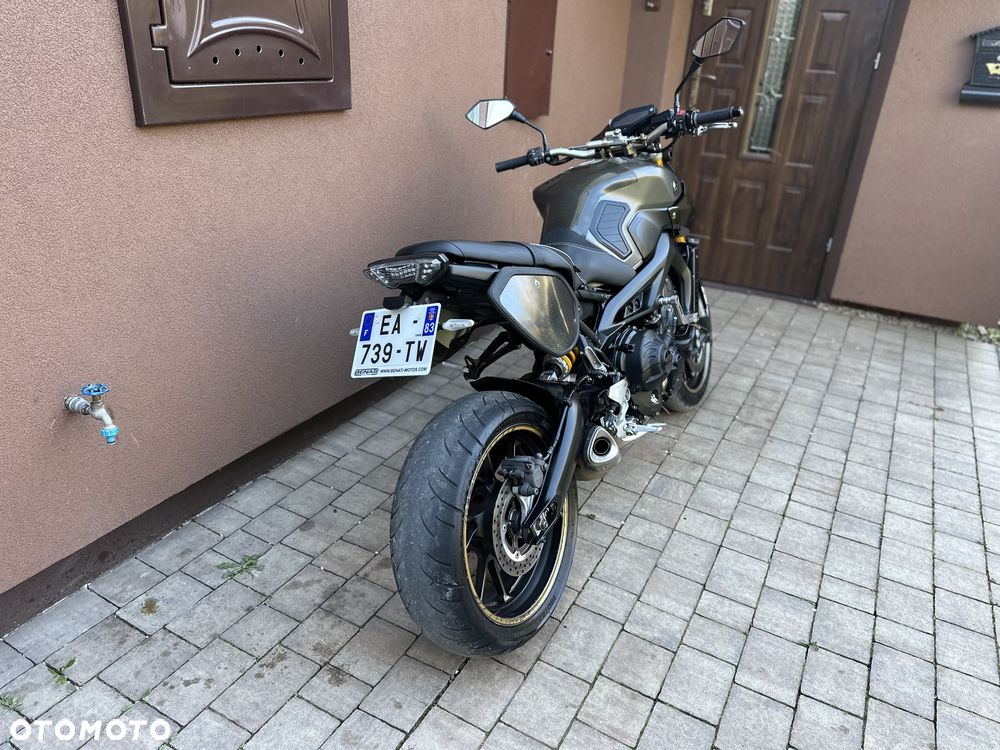 Yamaha MT - 18
