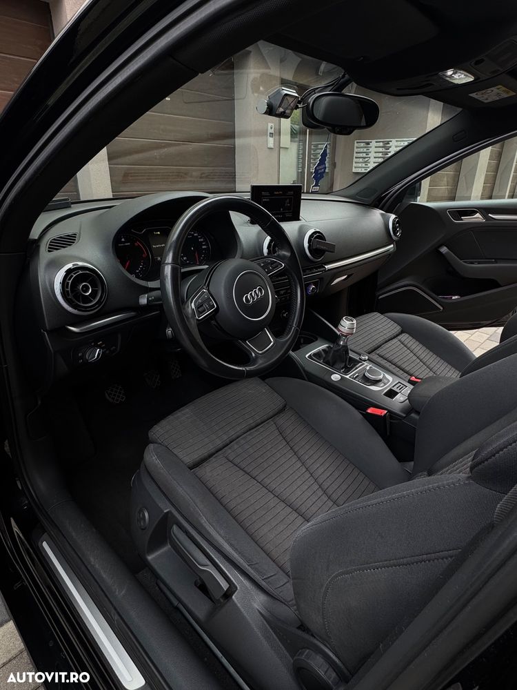 Audi A3 2.0 TDI ack (clean diesel) Ambiente - 25