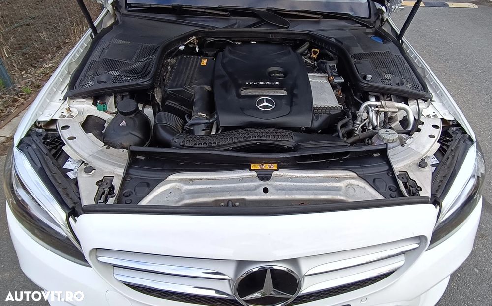 Mercedes-Benz C 300 e 4MATIC 9G-TRONIC - 10