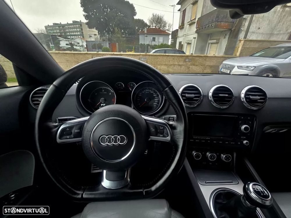 Audi TT Coupé 2.0 TDI quattro - 12