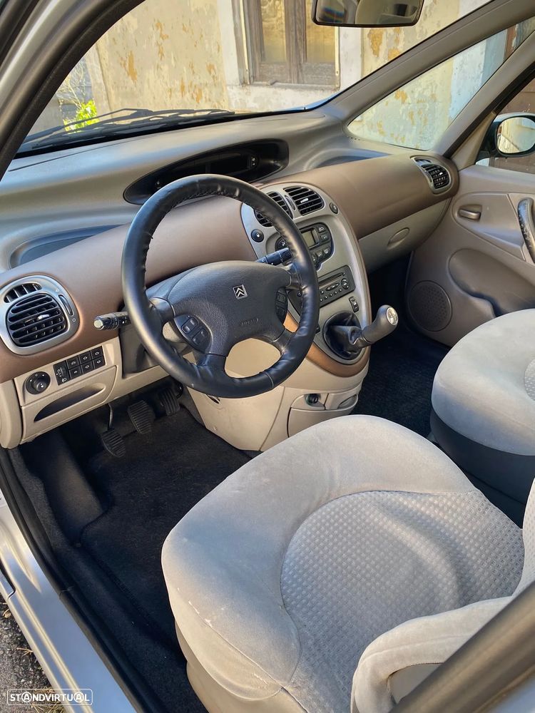 Citroën Xsara Picasso 1.6 SX - 7