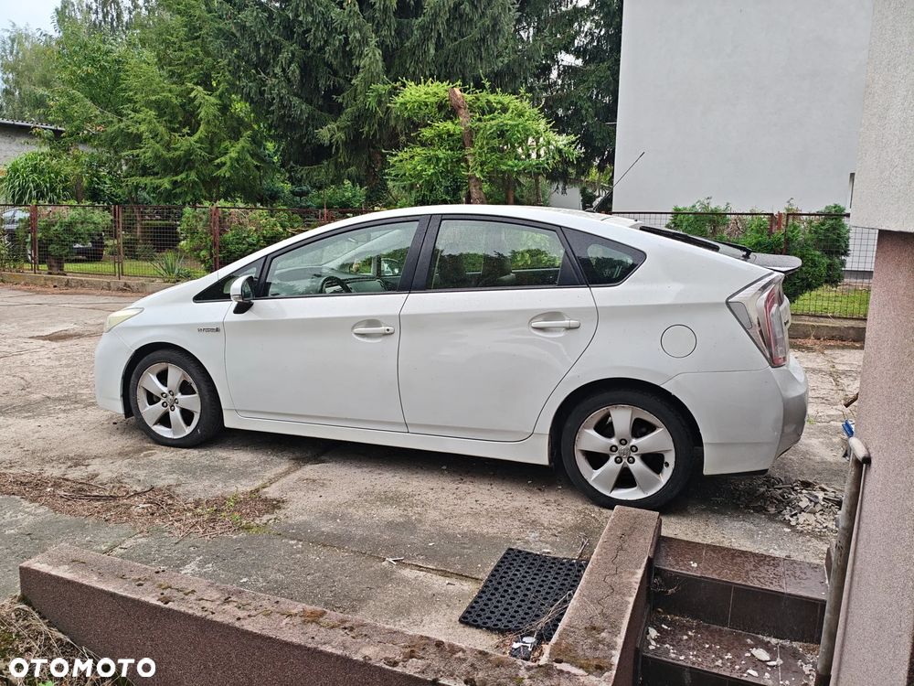 Toyota Prius 1.8 HSD Prestige - 7