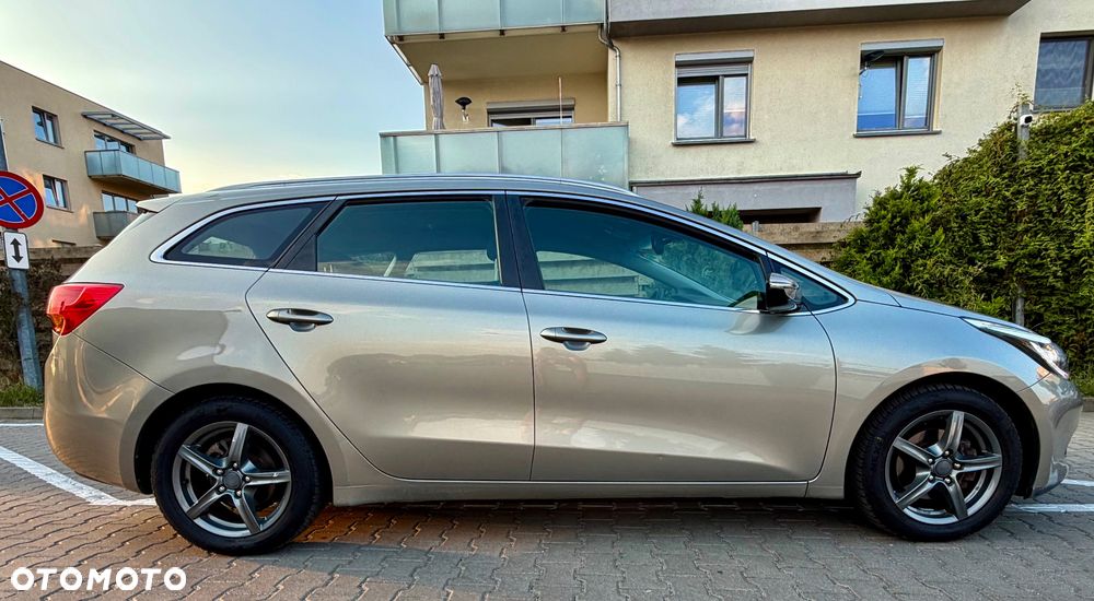 Kia Ceed 1.6 GDI Platinum Edition - 19