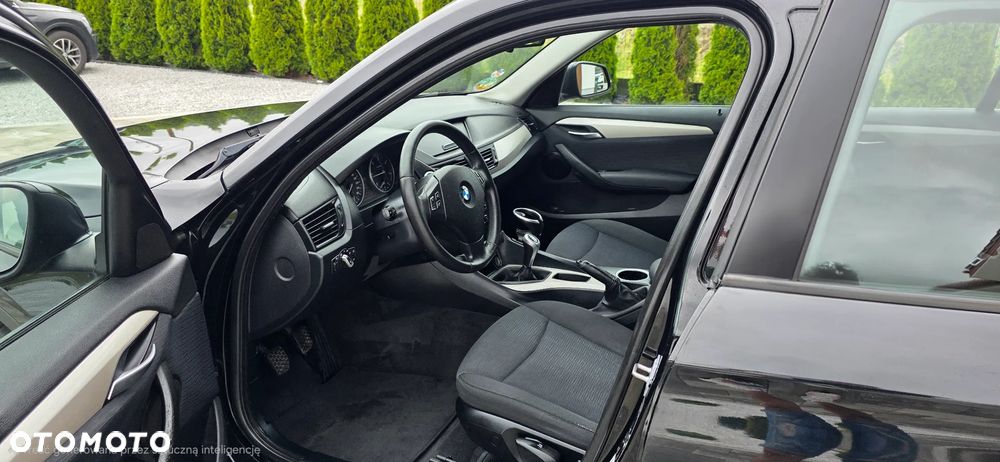 BMW X1 sDrive16d - 10