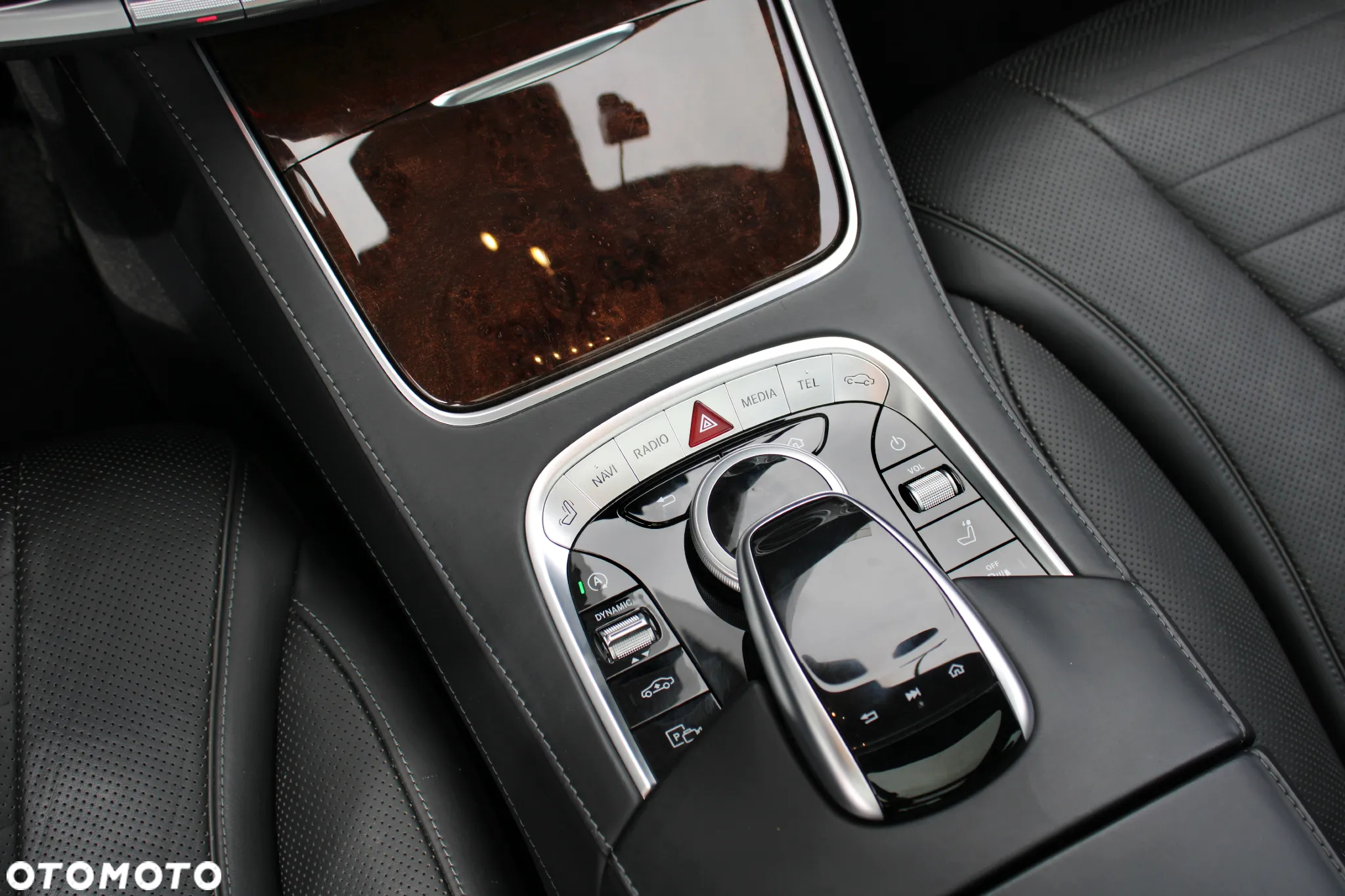 Mercedes-Benz Klasa S 560 4-Matic L 9G-TRONIC - 26
