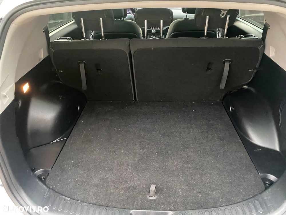 Kia Sportage 1.7 CRDI 2WD Attract - 10