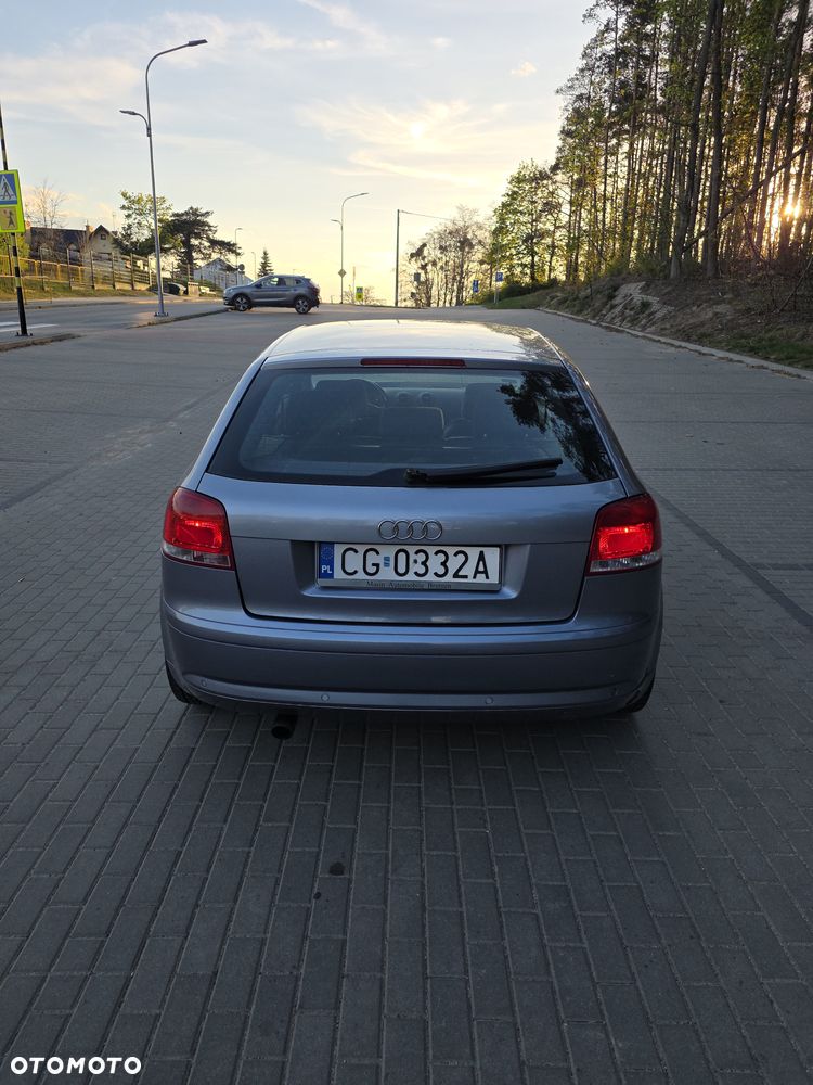 Audi A3 3-drzwiowe 1.6 S Line Sportpaket plus - 4