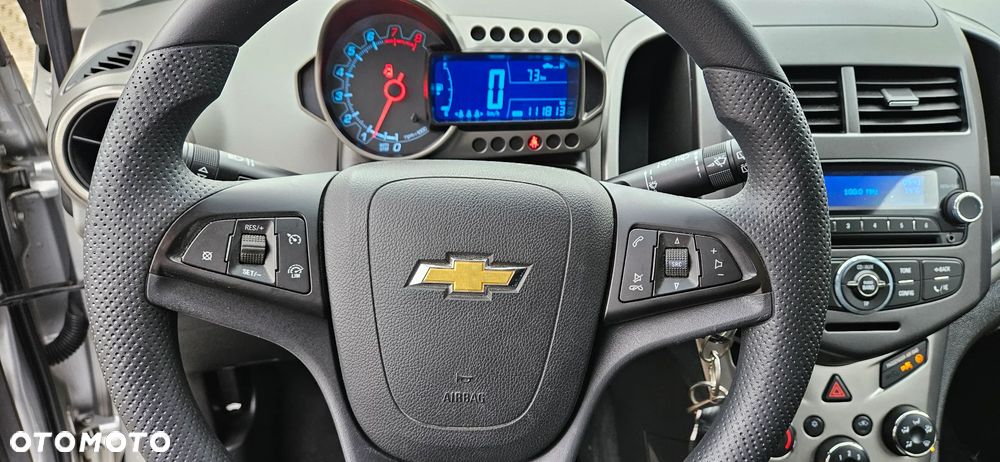 Chevrolet Aveo 1.4 LT S/S - 18