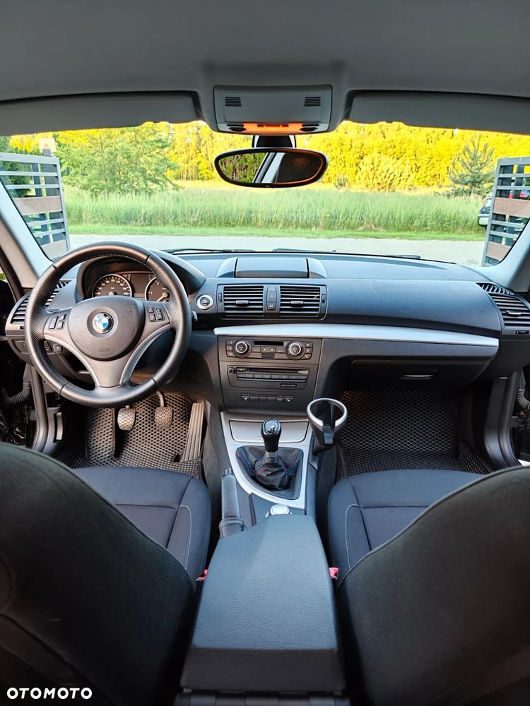 BMW Seria 1 - 12
