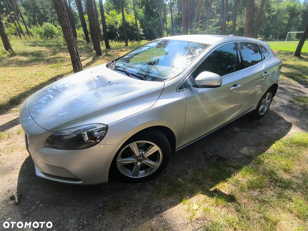 Volvo V40 D4 Drive-E Momentum - 18