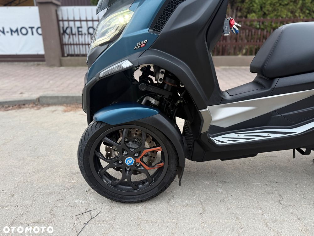 Piaggio MP-3 - 17