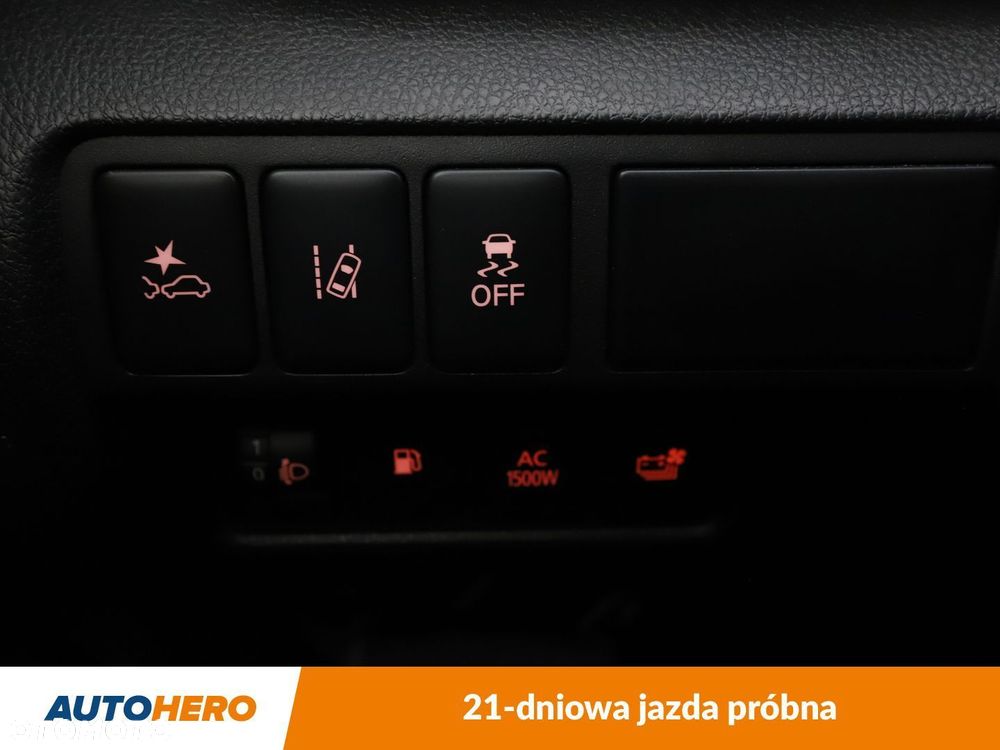 Mitsubishi Eclipse Cross - 32