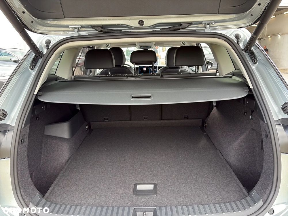 Volkswagen Tayron 1.5 eTSI mHEV Life Plus DSG - 27