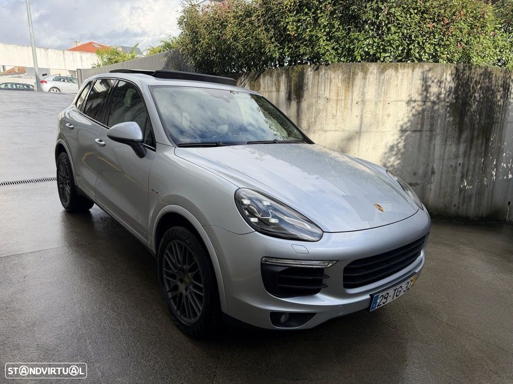Porsche Cayenne Platinum Edition - 10